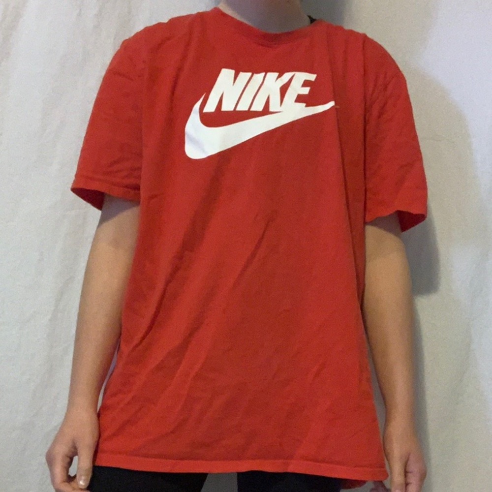 Nike reddish pink tee